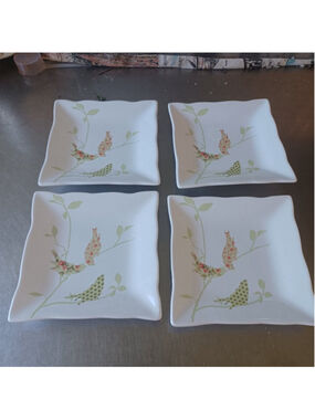222 Fifth CHINTZ BIRDS Porcelain Square Wavy Edge Salad Plate 5 1/2 in7/8"